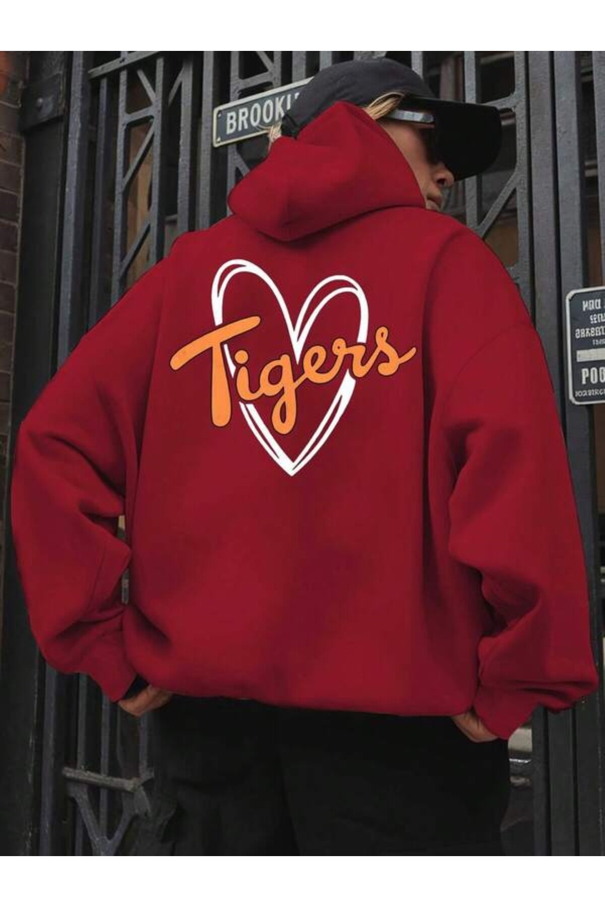Tigers Kalp Baskılı Unisex Sweatshirt - Kırmızı